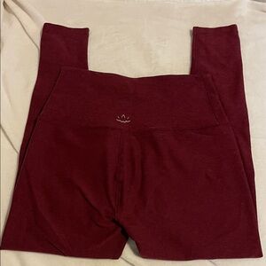 Beyond Yoga Spacedye Caught in the Midi Maroon Leggings